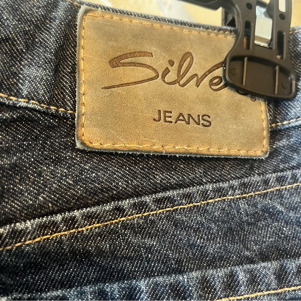 Silver Jeans Dark Blue Flare & Wide Leg Women Jeans - Picture 4 of 11
